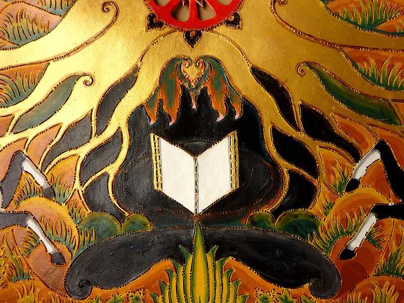gunungan i-diponegoro-front-koran